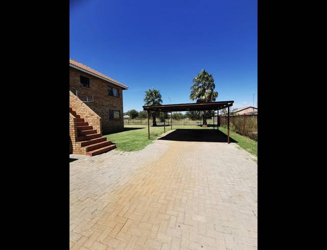 2 BEDROOM PROPERTY TO RENT IN DASSIE RAND